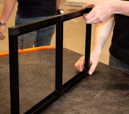 Vos-Kunststoffen-hal-181-kleiner